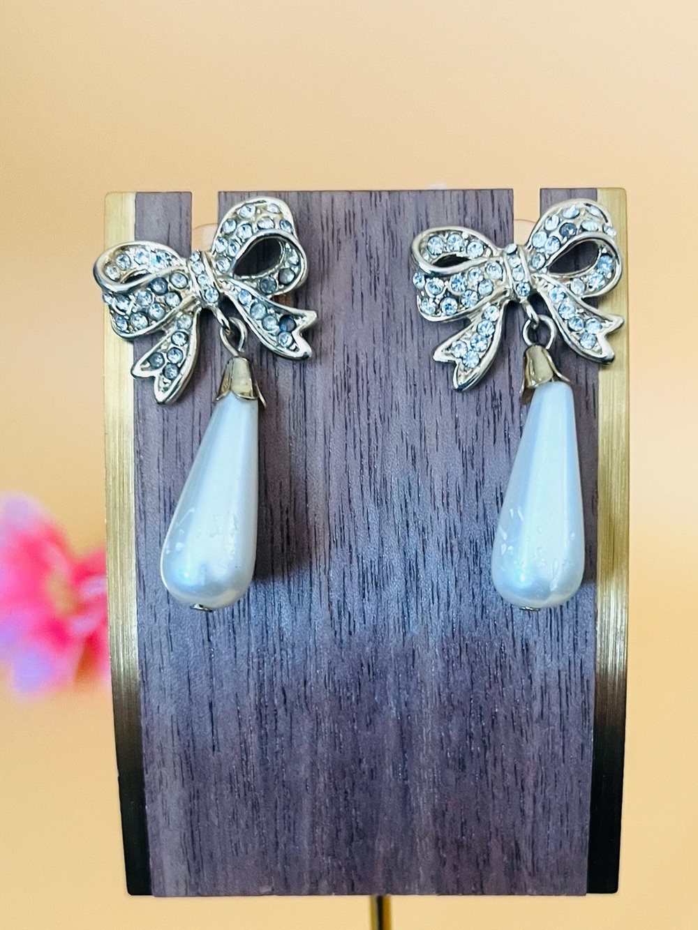 Elegant Gold and Pearl Bow Earrings
